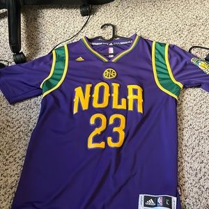 Adidas special edition sleeved jersey, Anthony Davis New Orleans pelicans